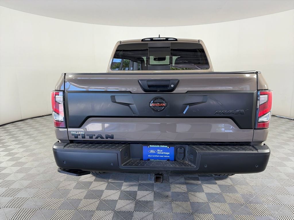 Used 2022 Nissan Titan PRO-4X w/ Pro-4x Convenience Package image 6