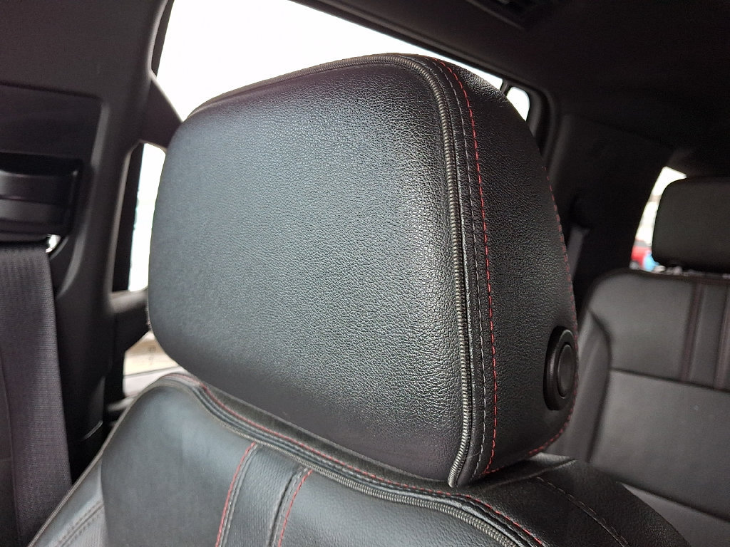 Used 2021 Chevrolet Tahoe RST AWD/4WD image 18