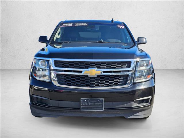 Used 2019 Chevrolet Suburban LT image 2