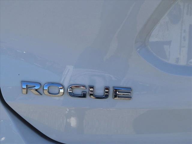 Used 2018 Nissan Rogue S image 29