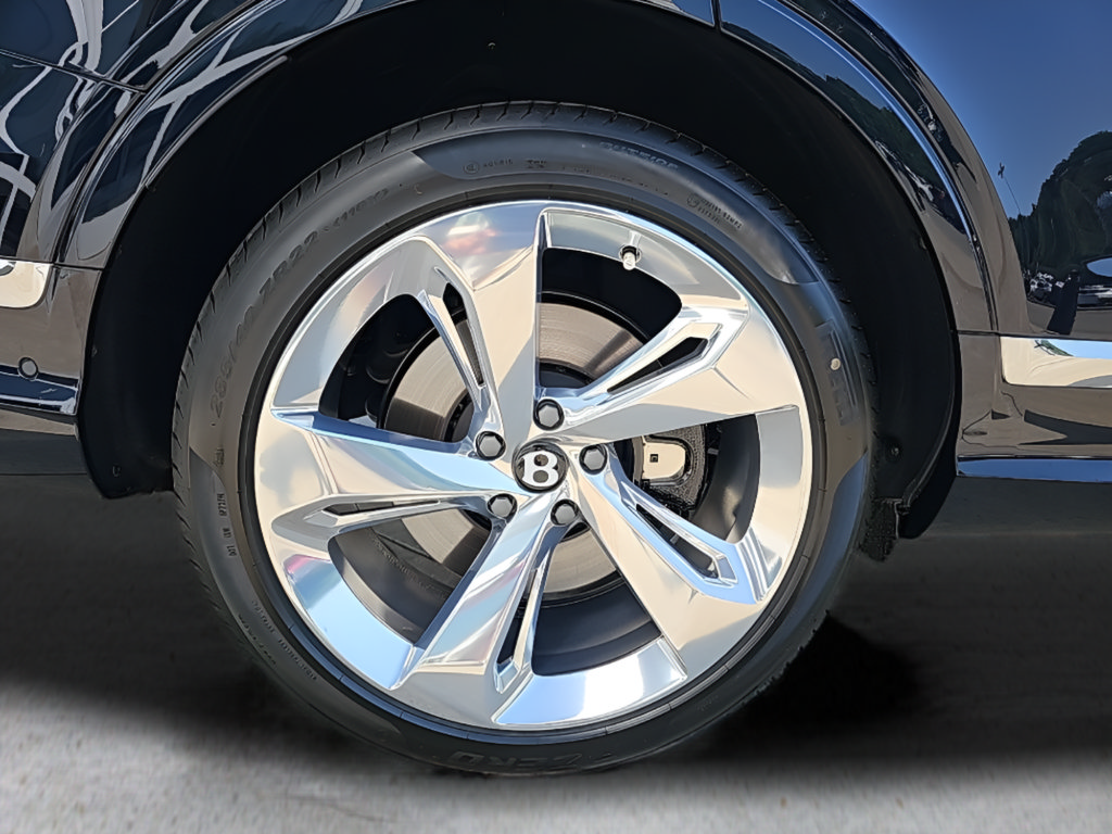 New 2024 Bentley Bentayga Extended Wheelbase AWD/4WD image 12
