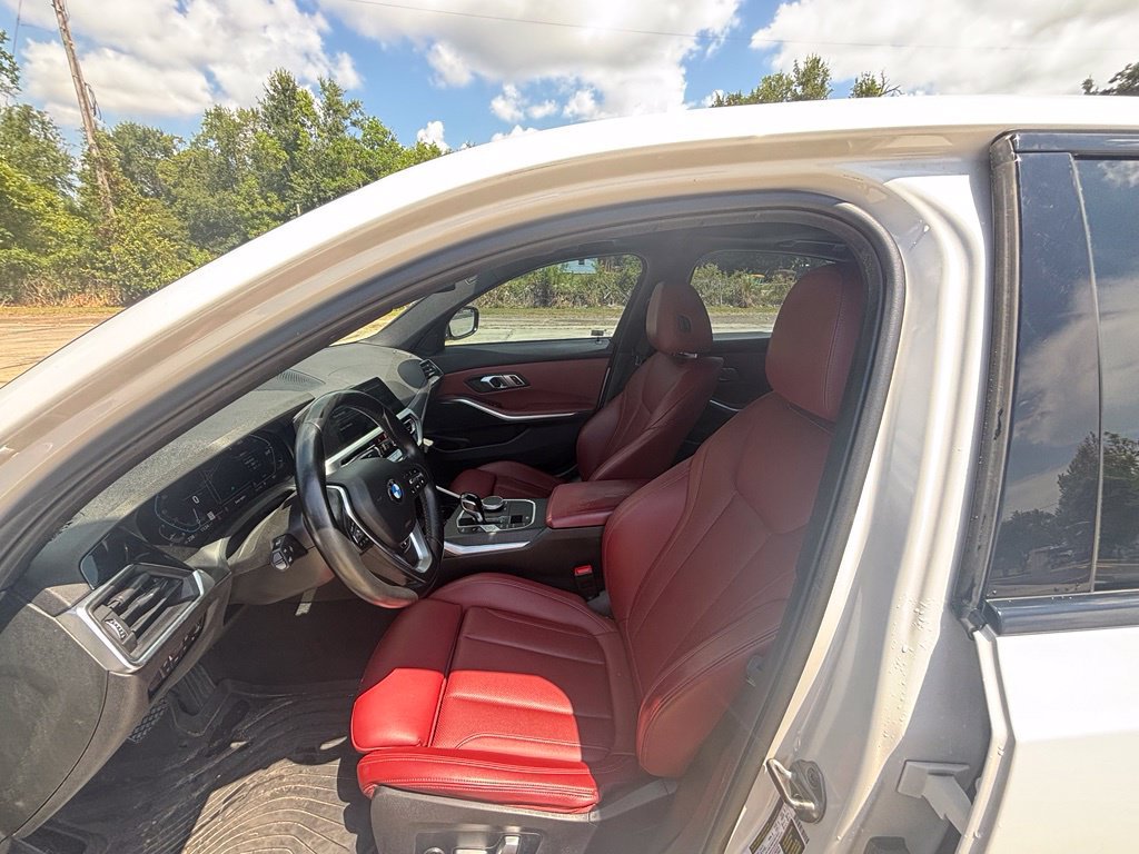 Used 2022 BMW 330i Sedan w/ Premium Package RWD image 16