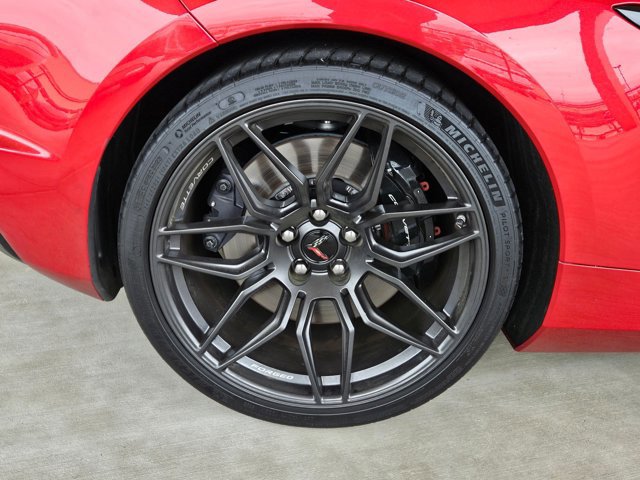 Used 2024 Chevrolet Corvette Z06 RWD image 17