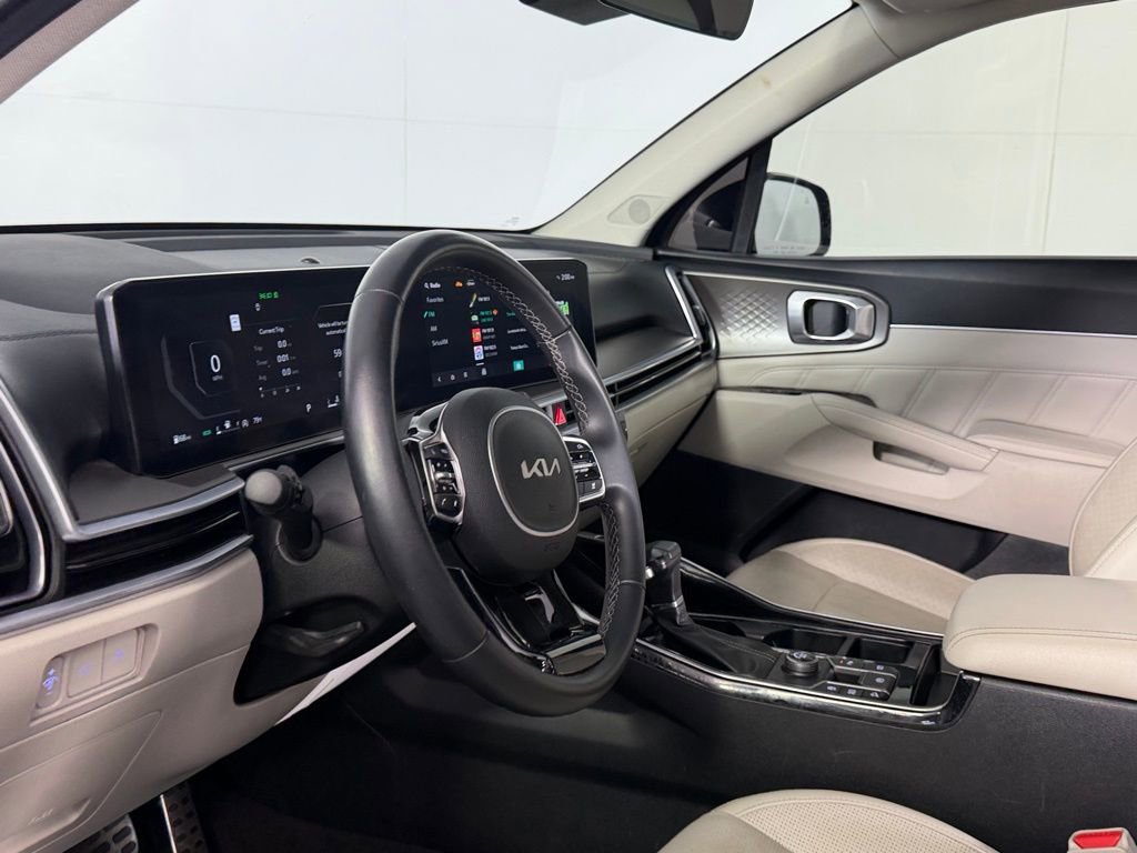 Used 2024 Kia Sorento SX image 21