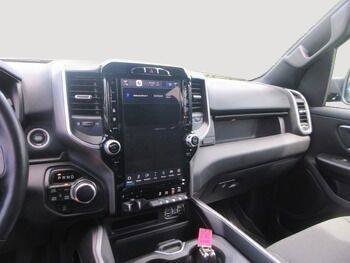 Used 2023 RAM 1500 Big Horn AWD/4WD image 4