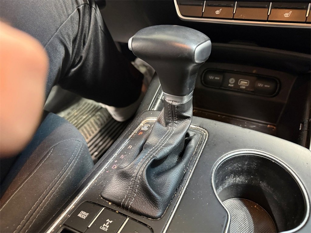 Used 2020 Kia Sorento LX w/ LX I4 Convenience Package image 21