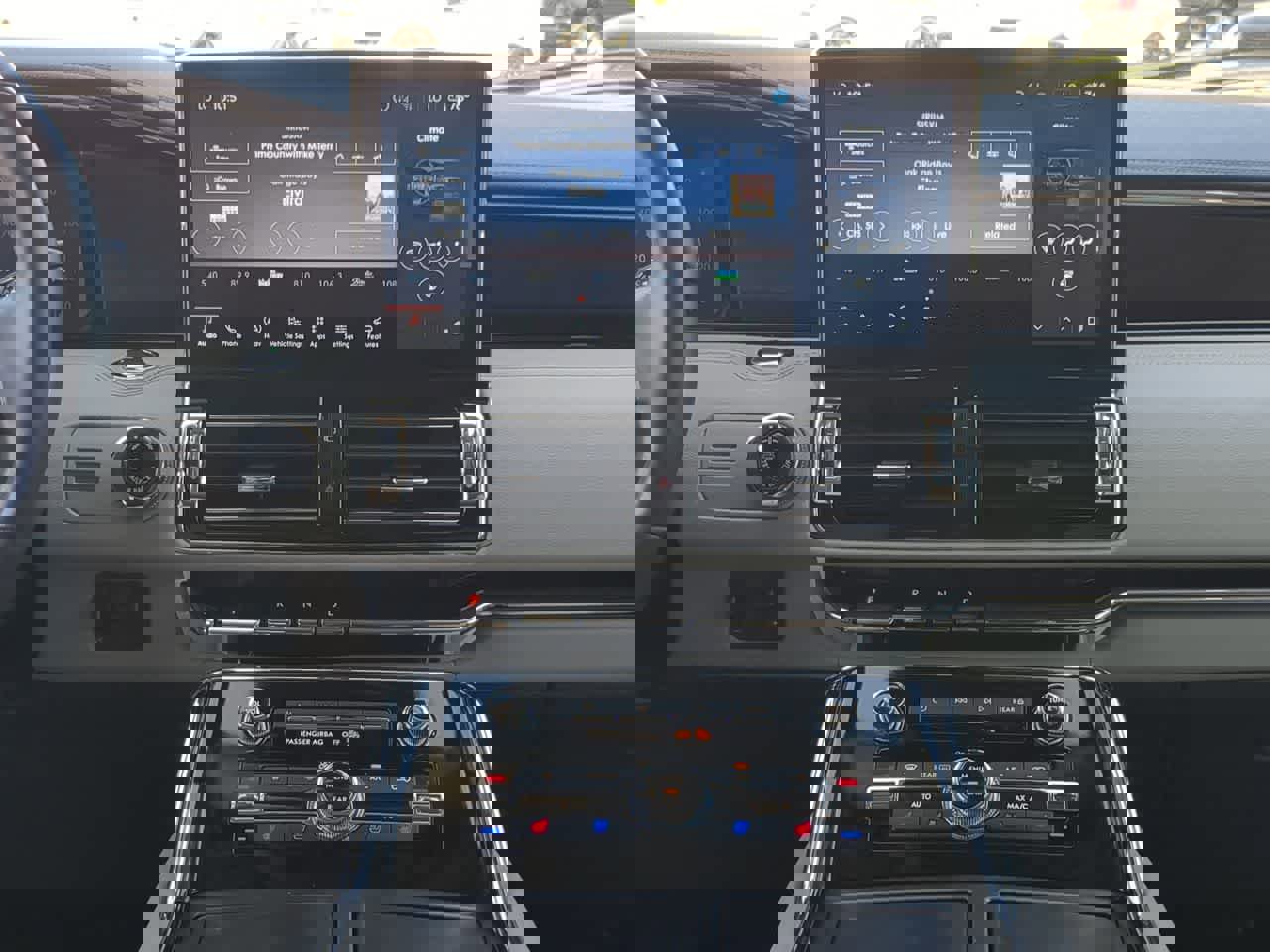 Used 2024 Lincoln Navigator Reserve image 28