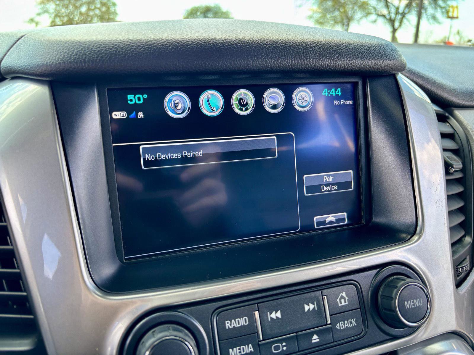 Used 2018 Chevrolet Suburban LT AWD/4WD image 43
