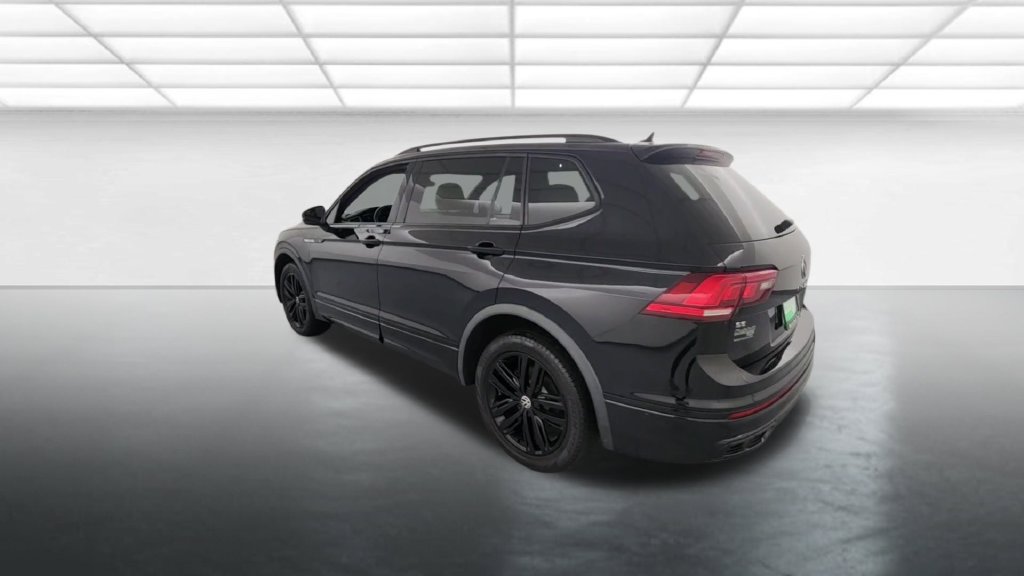 Used 2022 Volkswagen Tiguan SE R-Line AWD/4WD image 6