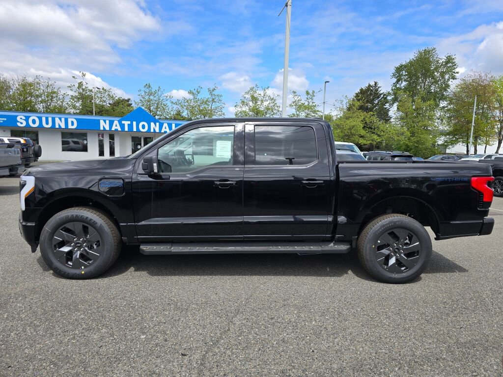 New 2025 Ford F150 Lightning Flash AWD/4WD image 2