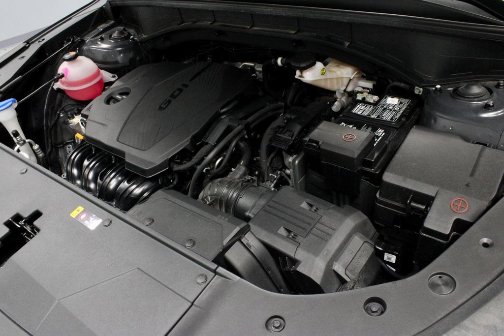Used 2024 Kia Sorento S FWD image 19