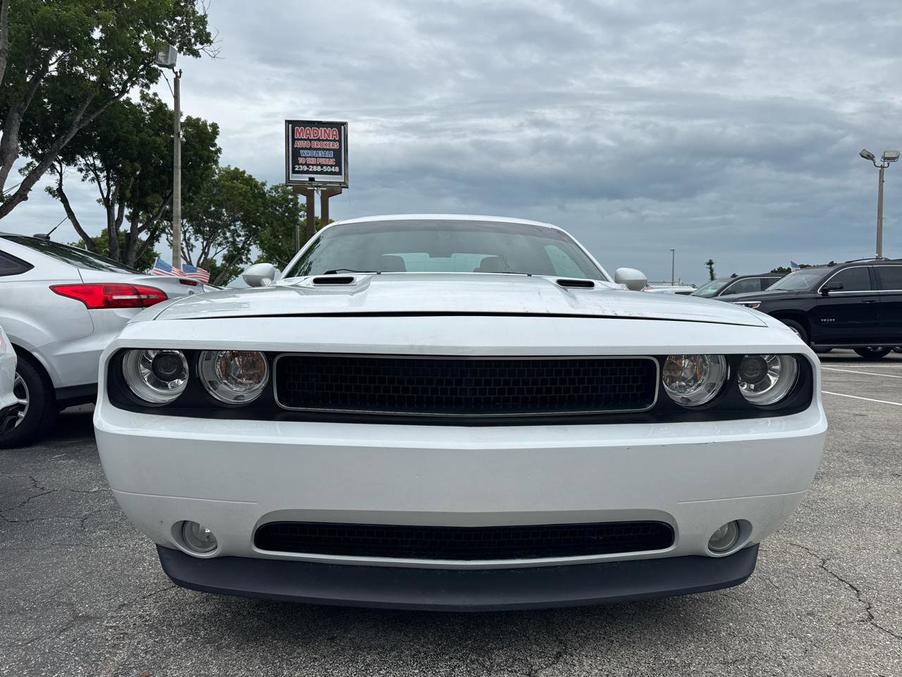 Used 2013 Dodge Challenger R/T RWD image 4