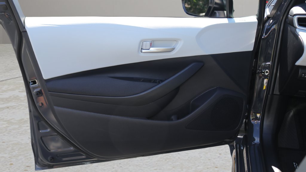New 2027 Toyota Corolla SE FWD image 9