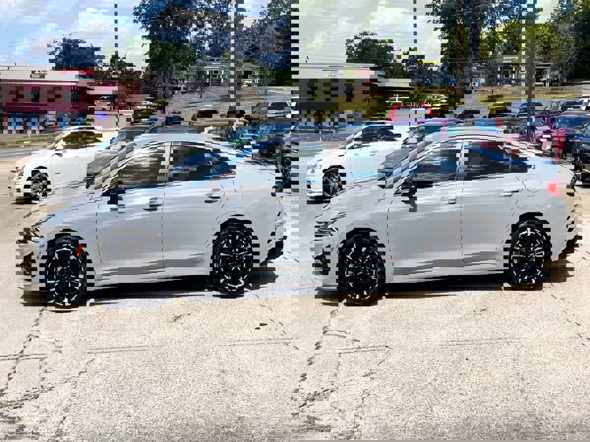 Used 2024 Kia K5 GT-Line w/ GT-Line Premium Package image 3