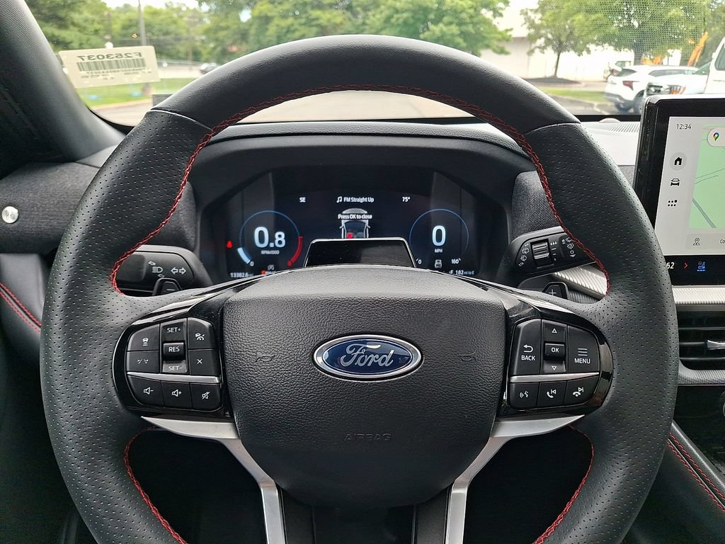 Certified 2025 Ford Explorer ST AWD/4WD image 19