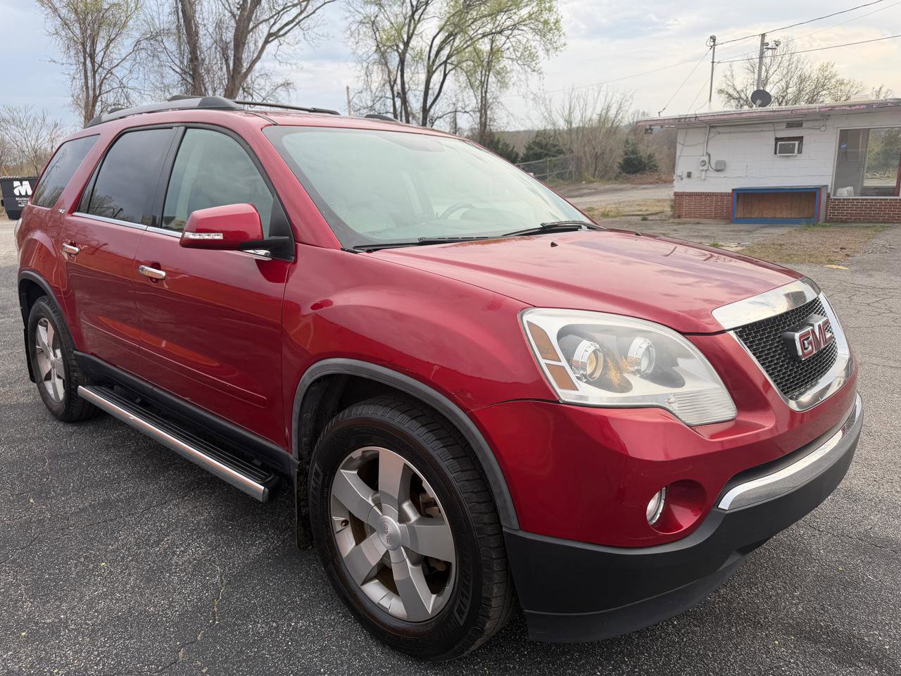 Used 2012 GMC Acadia SLT w/ LPO, 'HIT The Road' Package image 3