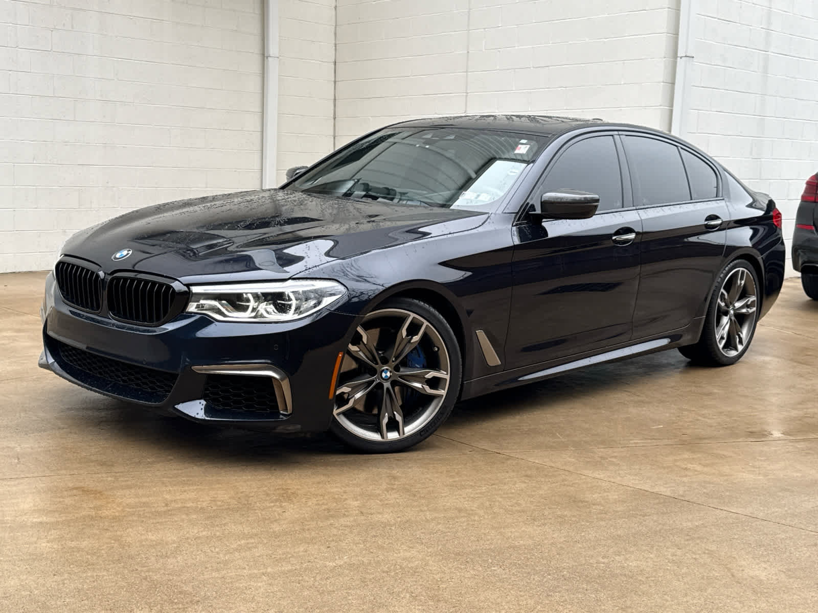 Used 2018 BMW M550i xDrive image 1