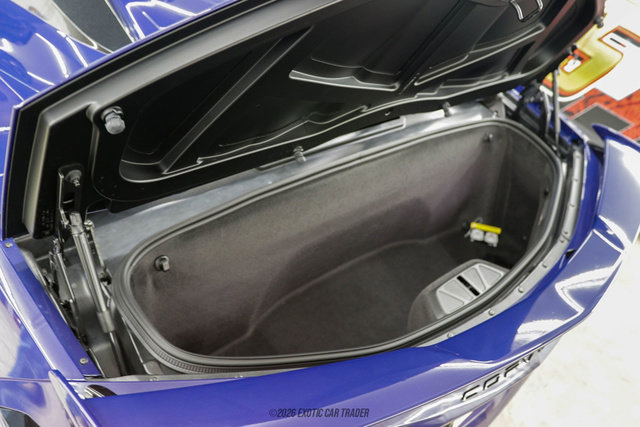 Used 2025 Chevrolet Corvette Stingray Premium Conv w/ Z51 Performance Package RWD image 75