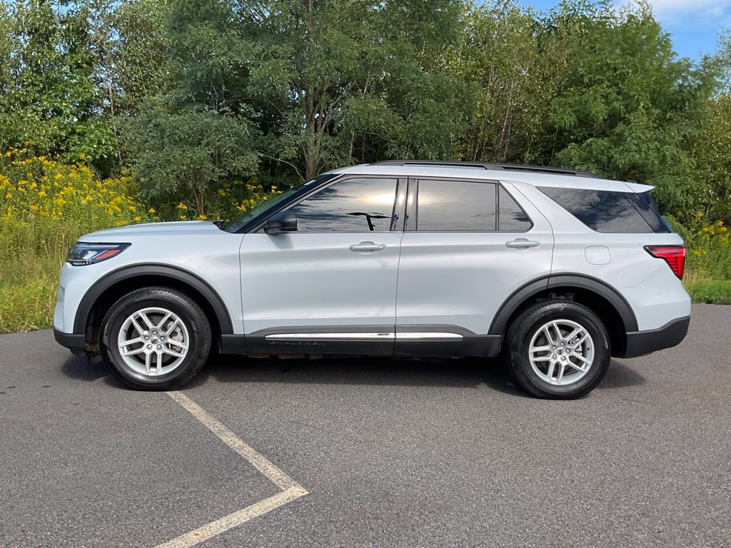 Certified 2025 Ford Explorer Active AWD/4WD image 31
