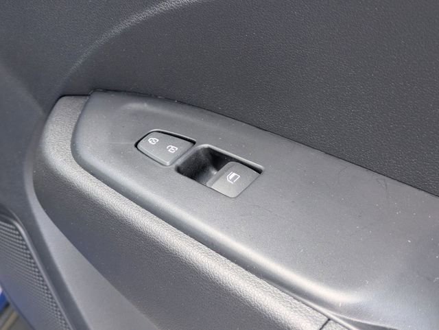 Used 2021 Hyundai Venue SE FWD image 33