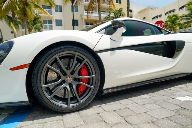 Used 2017 McLaren 570S Coupe RWD image 12