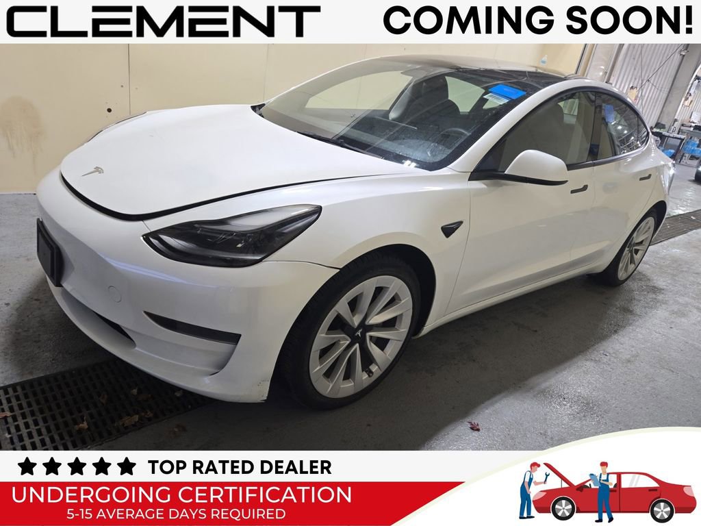 Used 2023 Tesla Model 3 Standard Range image 1