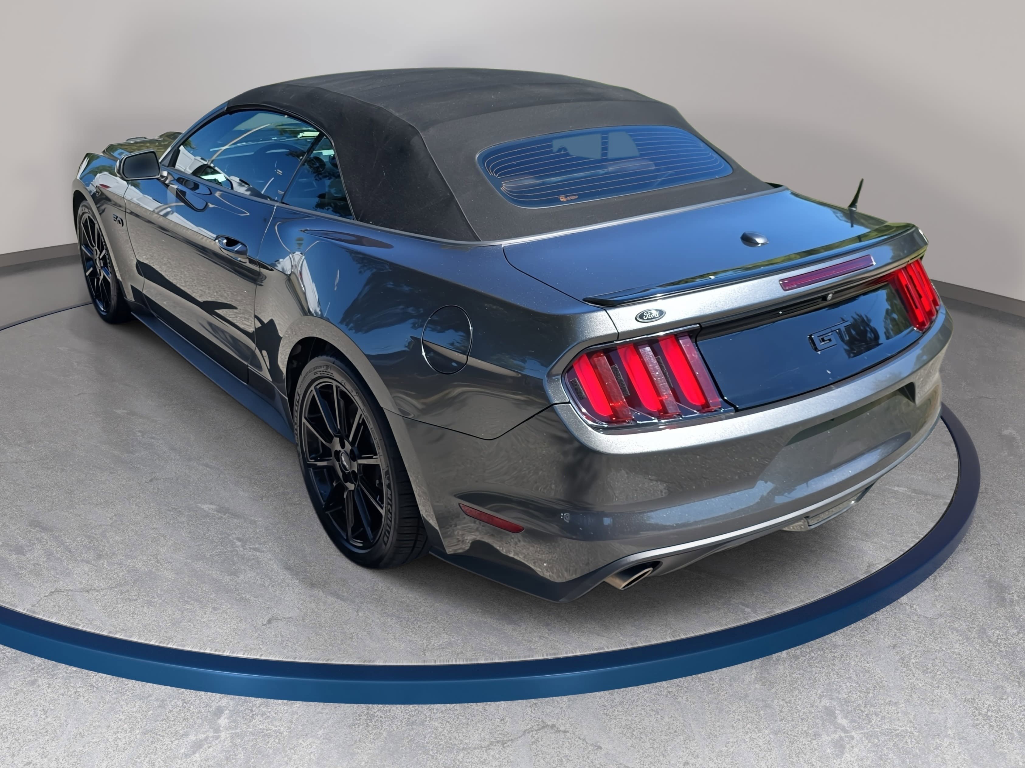 Used 2016 Ford Mustang GT Premium w/ Equipment Group 401A RWD image 7