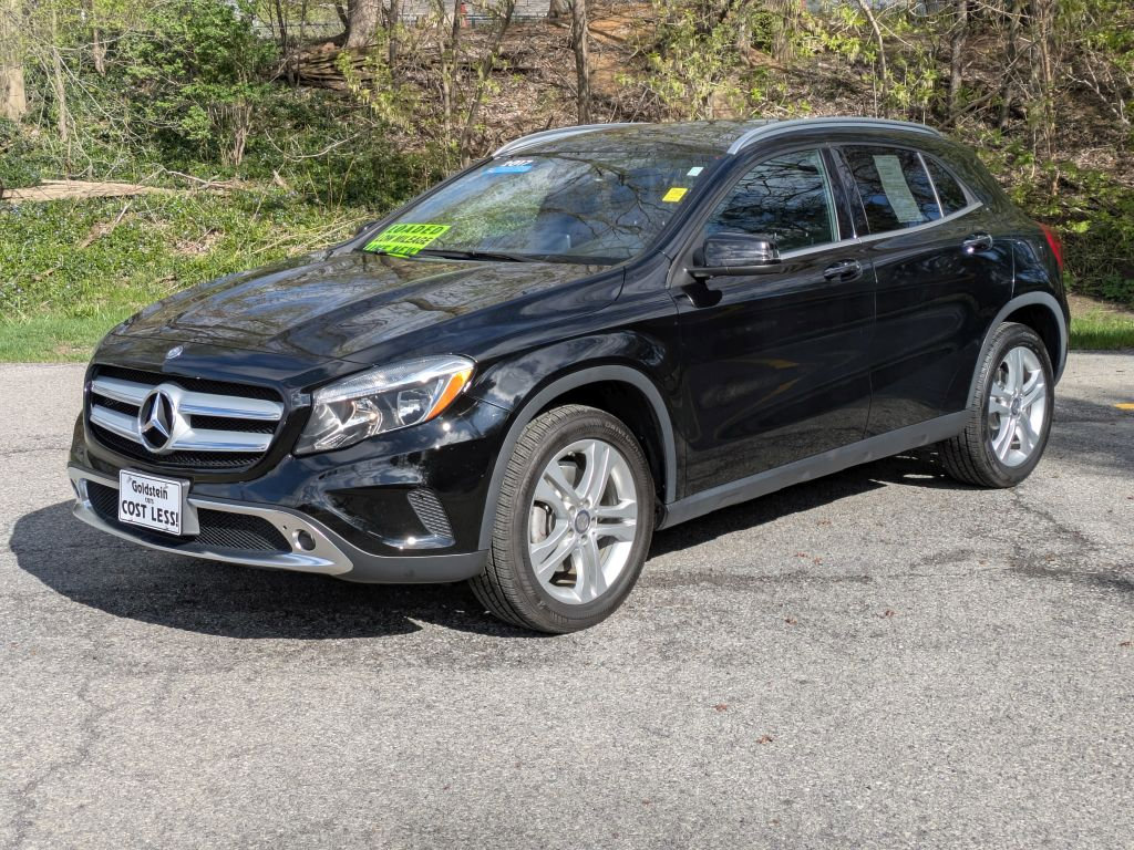Used 2017 Mercedes-Benz GLA 250 4MATIC image 3