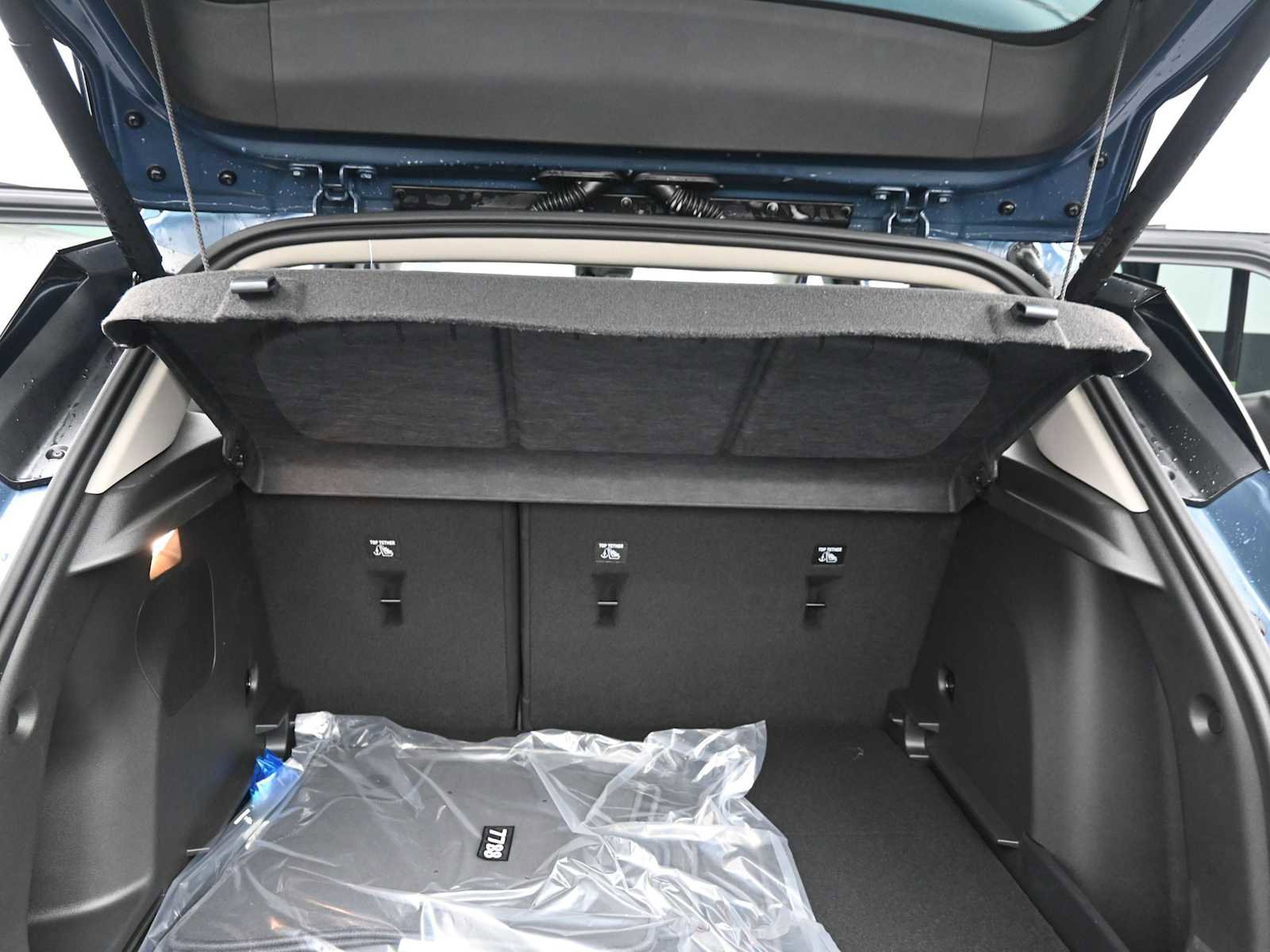 New 2026 Buick Encore GX Avenir image 10