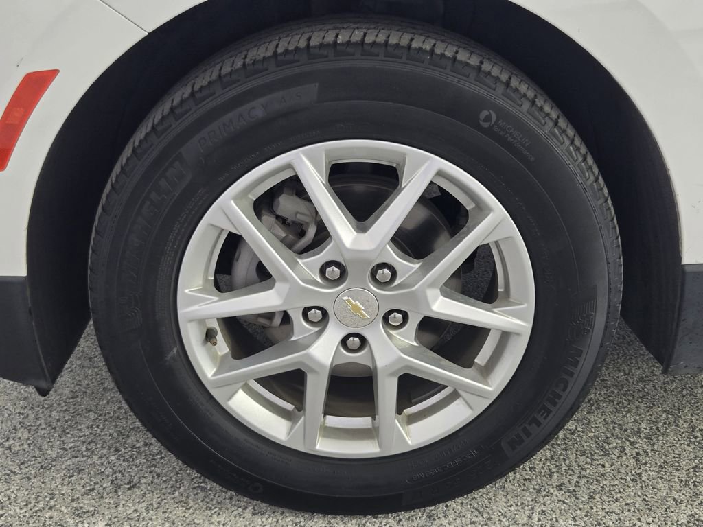 Used 2023 Chevrolet Equinox LS w/ LS Convenience Package FWD image 13