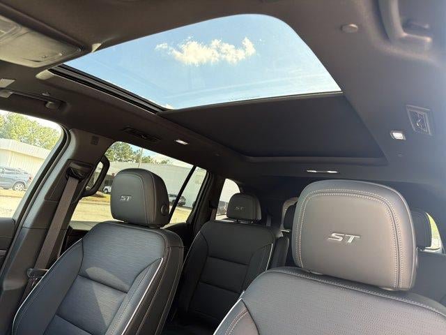 New 2026 Buick Enclave Sport Touring w/ Power Package FWD image 36