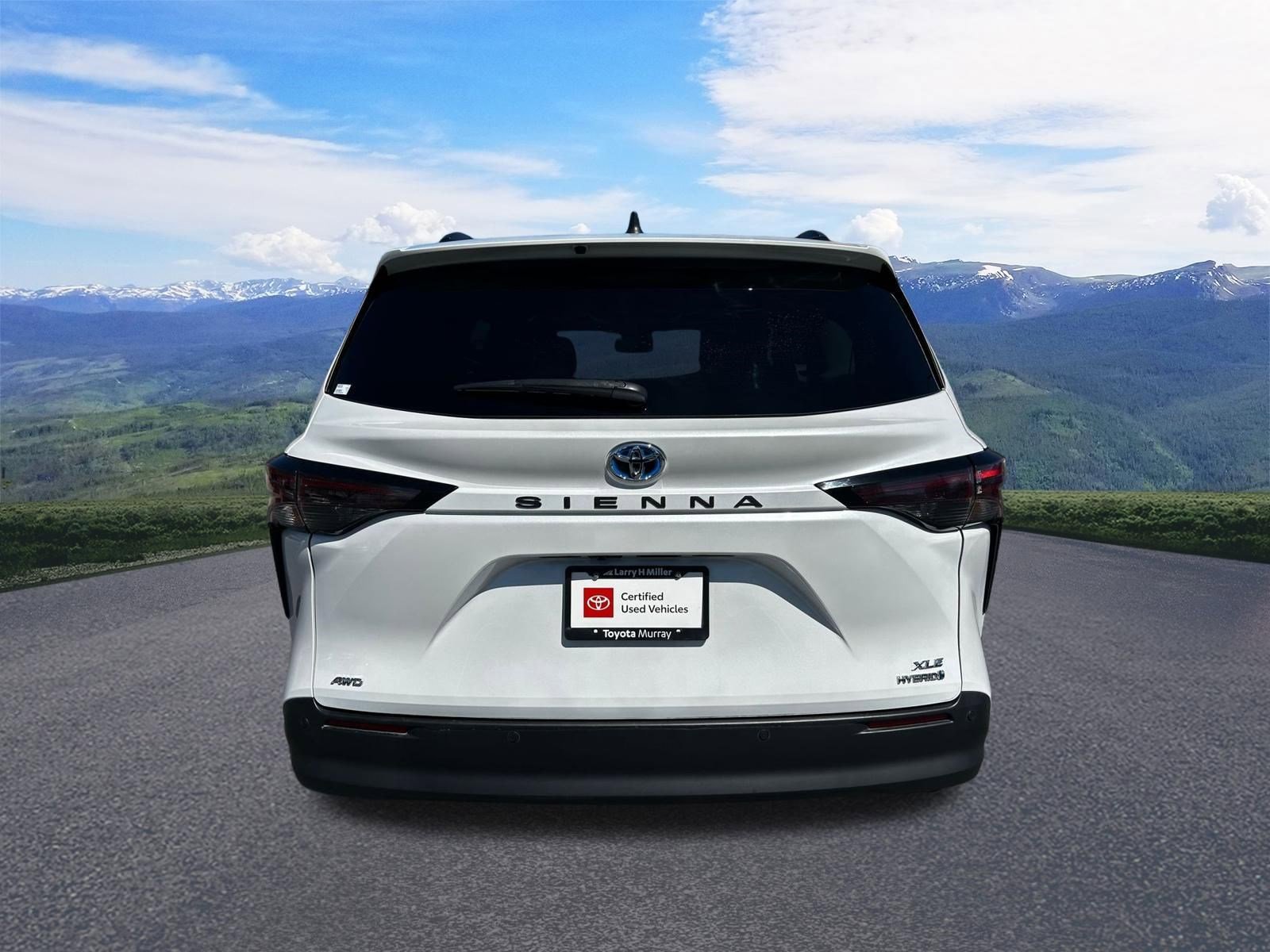 Certified 2023 Toyota Sienna XLE w/ XLE Plus Package image 4