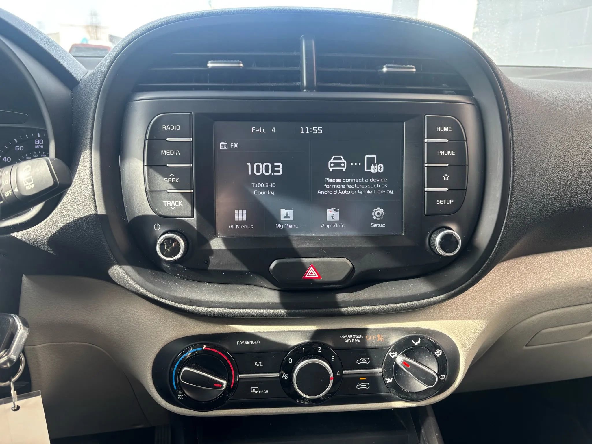 Used 2020 Kia Soul LX image 24