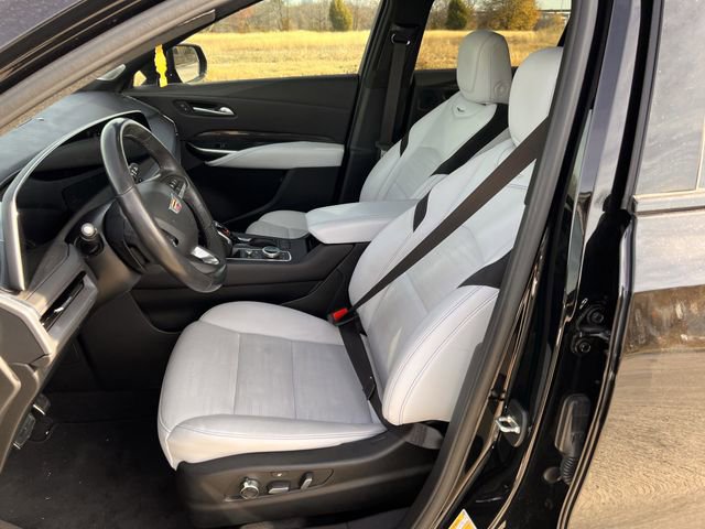 Certified 2024 Cadillac XT4 Sport image 25