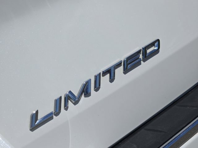 Used 2020 Ford Explorer Limited w/ Class III Trailer Tow Package image 12