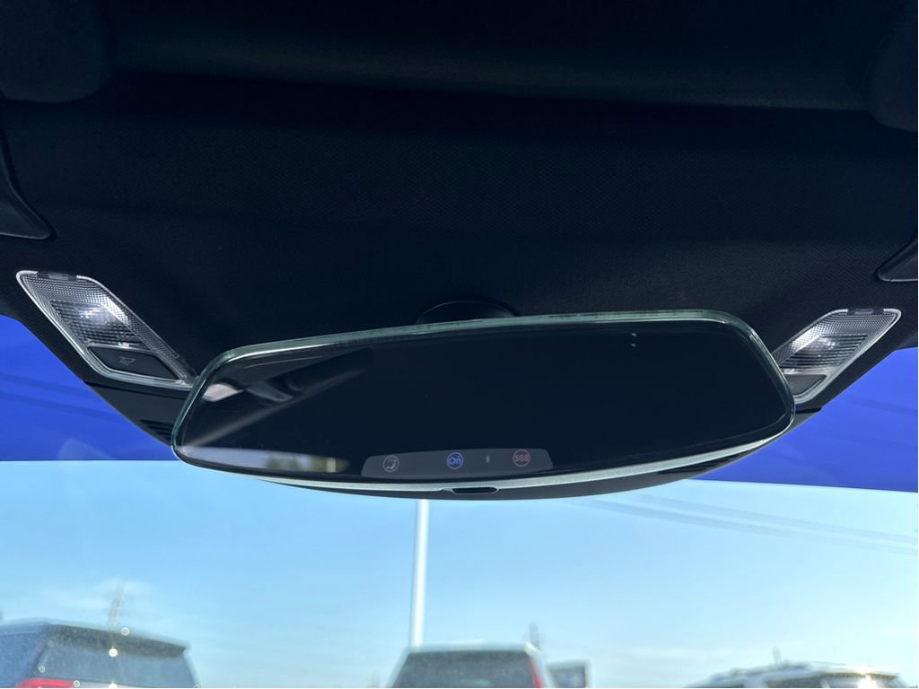 Used 2019 Chevrolet Corvette Stingray Coupe w/ 1LT RWD image 23