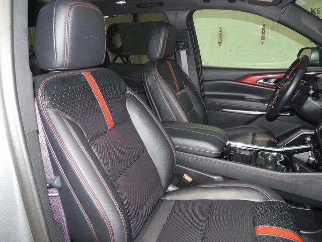 Used 2024 Chevrolet Traverse RS w/ LPO, Floor Liner Package image 56