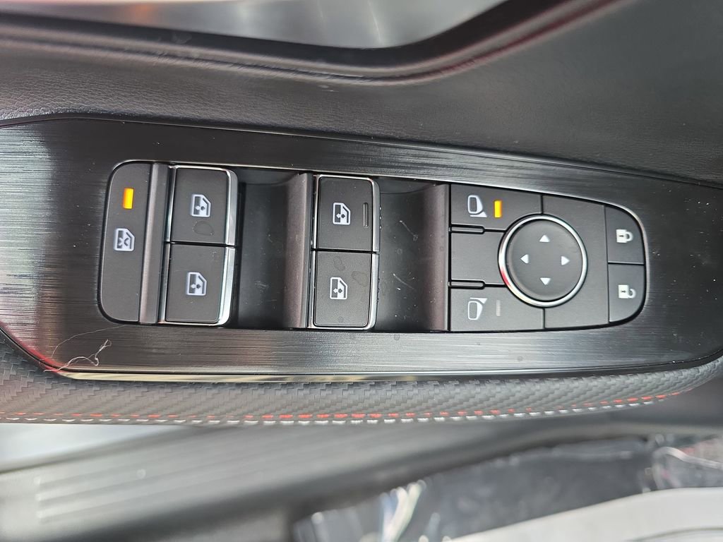 New 2026 Nissan Kicks SR FWD image 31