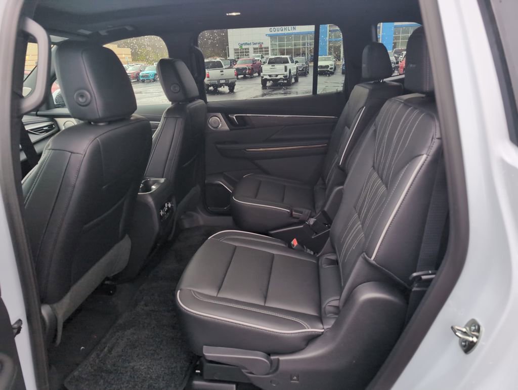 New 2026 Buick Enclave Avenir w/ Super Cruise Package image 9