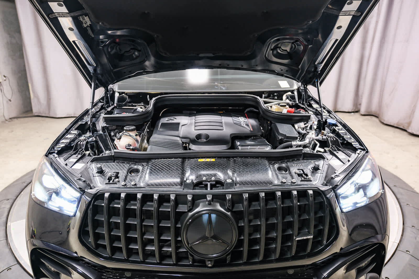 Used 2024 Mercedes-Benz GLE 53 AMG 4MATIC Coupe image 33