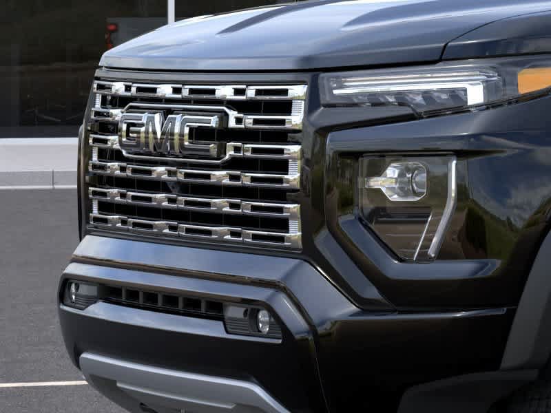 New 2026 GMC Canyon Denali w/ LPO, Denali Black Edition AWD/4WD image 13
