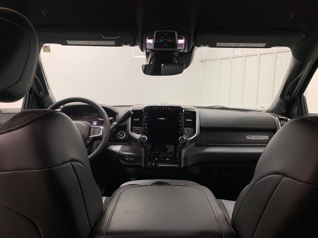 Used 2026 RAM 2500 Laramie AWD/4WD image 21
