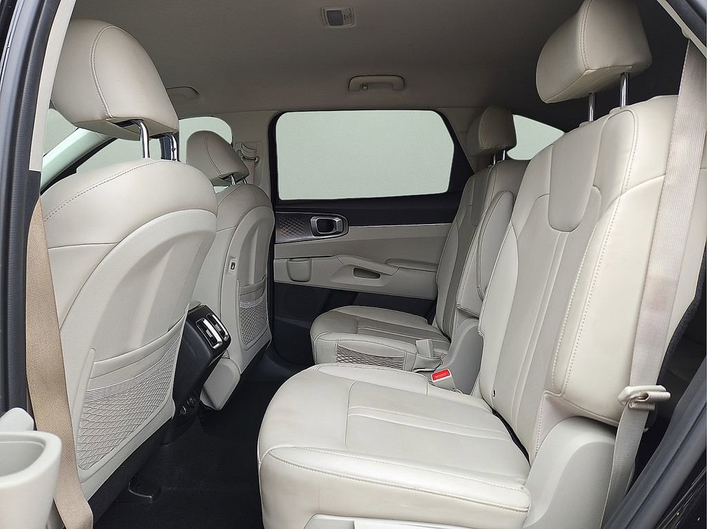 Used 2022 Kia Sorento S image 13