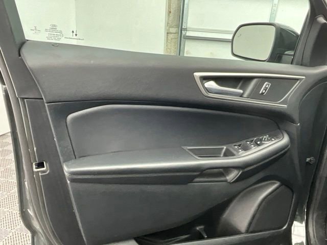 Used 2022 Ford Edge SEL w/ Cargo Accessory Package image 15