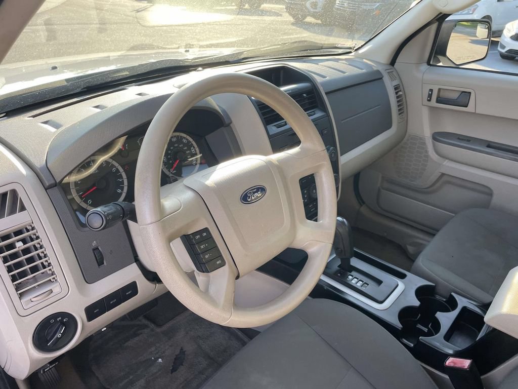 Used 2012 Ford Escape XLS AWD/4WD image 15