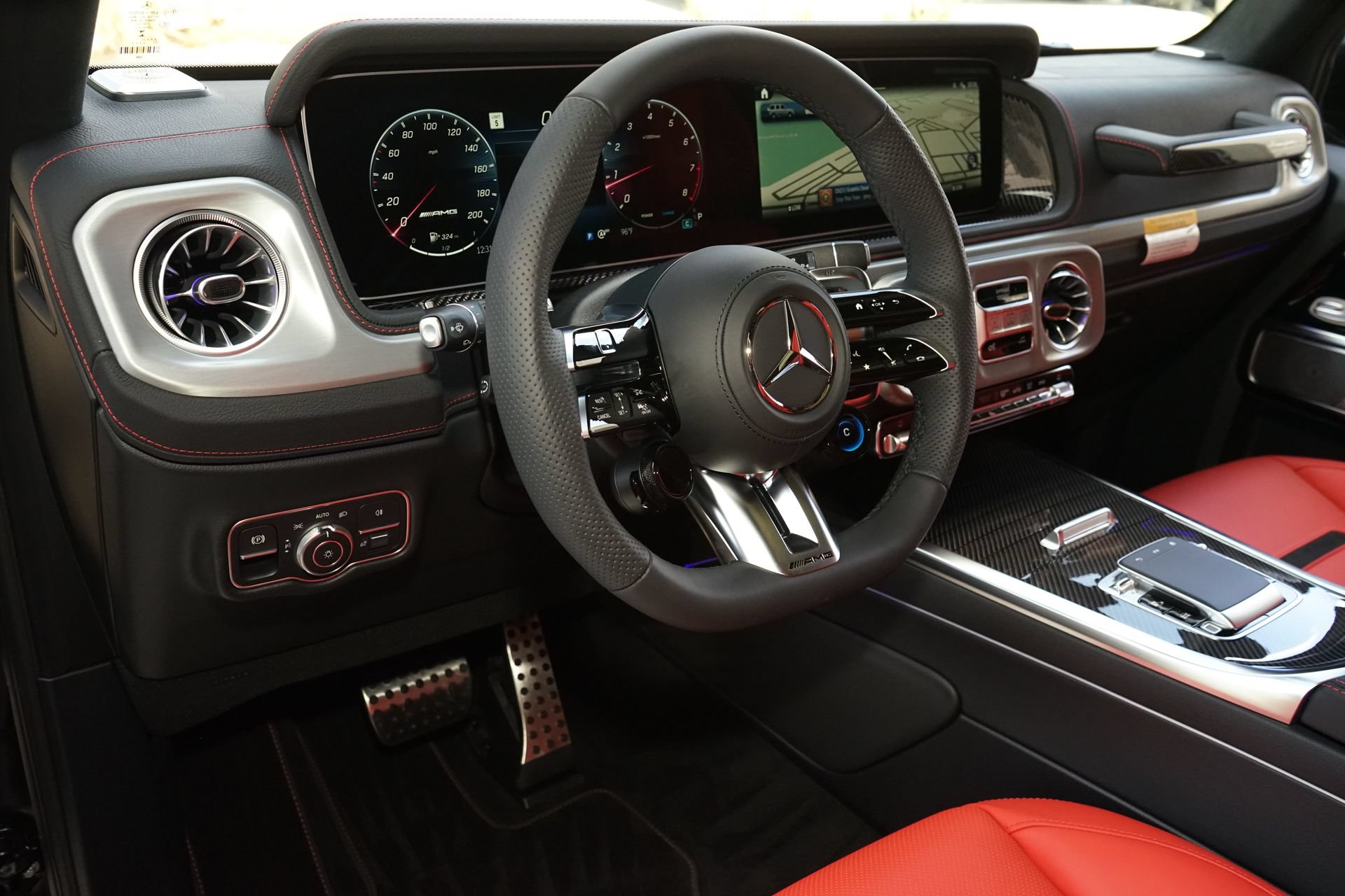 Used 2027 Mercedes-Benz G 63 AMG 4MATIC image 2
