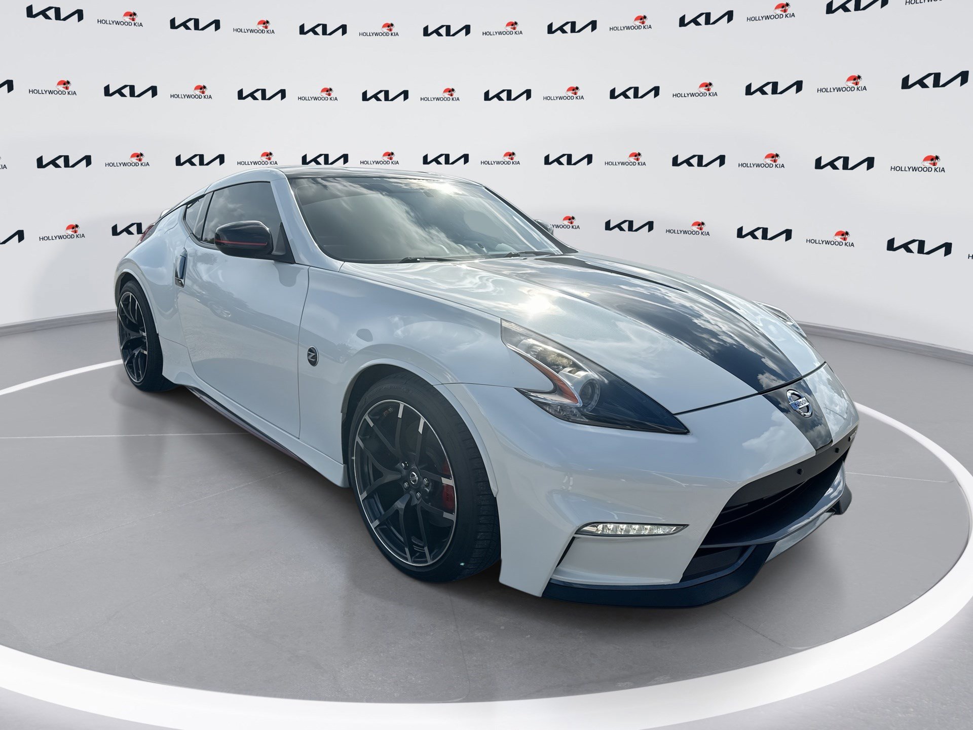 Used 2019 Nissan 370Z NISMO