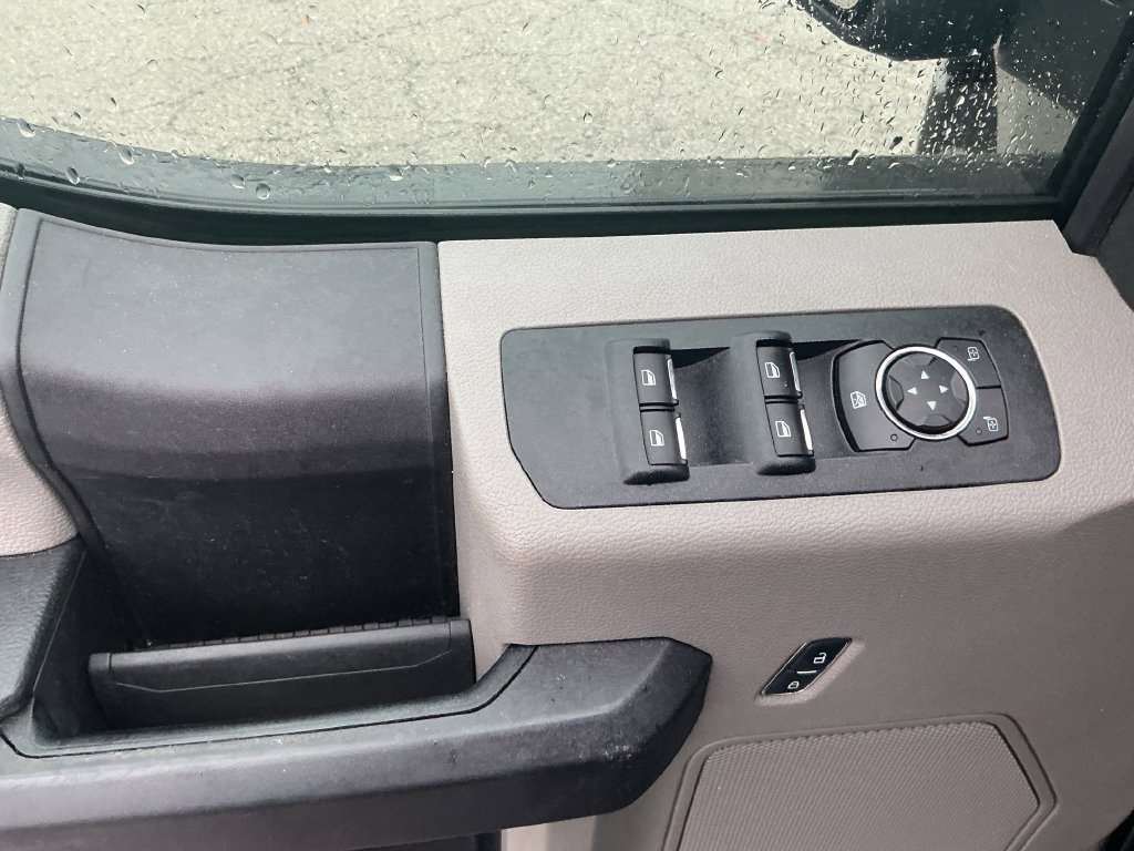 Used 2018 Ford F150 XL w/ Equipment Group 101A Mid AWD/4WD image 12
