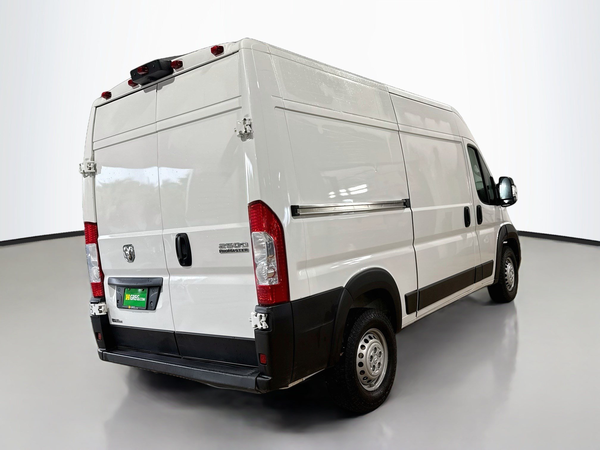 Used 2025 RAM ProMaster 2500 w/ Convenience Group FWD image 10