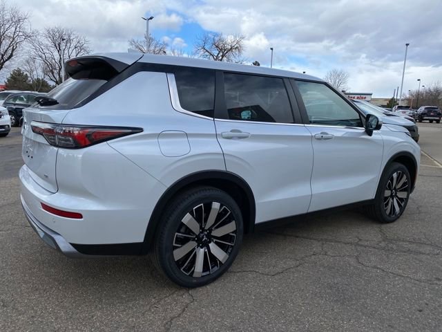 New 2026 Mitsubishi Outlander SE image 5